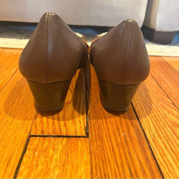 Kelly & Katie Brown Low Wedge Buckle Front Shoes Size 8.5 - Picture 5 of 8